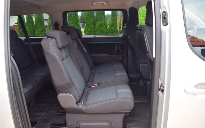 Peugeot Traveller cena 109899 przebieg: 199000, rok produkcji 2019 z Brzeziny małe 191
